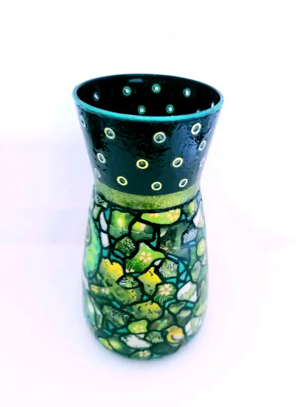 NEW! Handmade Glass Vase.62864365656835123