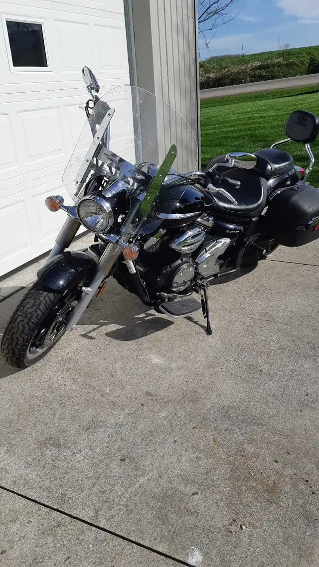 950 Yamaha V- Star in Street, Cruisers & Choppers in Kitchener / Waterloo - Image 2