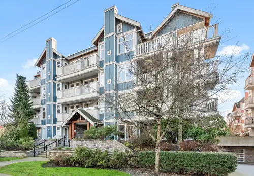 OCEAN BAY VILLAS / 15392 16A Avenue • 908 Sq. Ft • 2 Bedrooms / 2 Full Bathrooms • In-Suite Laundry...