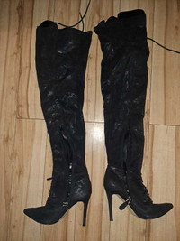 SIZE 7 NEVER WORN Above the knee stiletto boots