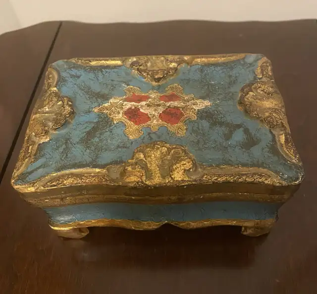 3 small vintage Florentine wooden boxes. in Arts & Collectibles in Markham / York Region - Image 3