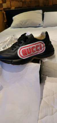 FS: Men's Gucci running shoes 