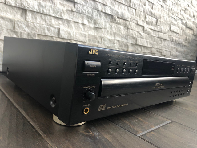 JVC 5-DISC CD PLAYER  in Stereo Systems & Home Theatre in La Ronge - Image 4