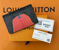 Super Rare Brand New Louis VuittonYayoi Kusama Cardholder 
