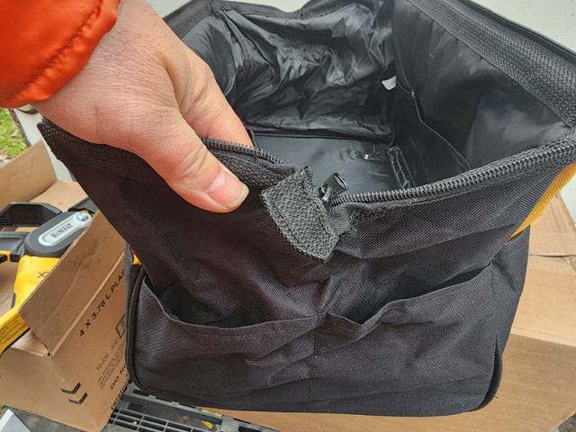 DeWalt Tool Bag 20" Brand New in Other in Windsor Region - Image 2