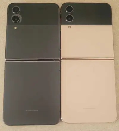 2  Zflip 4, 128gb, unlocked, spot, working, $140 EA, FINAL , View more