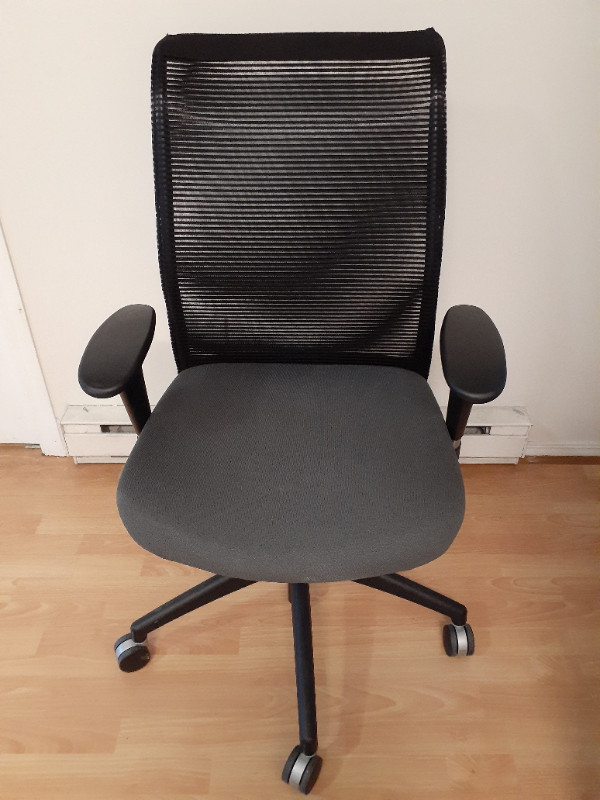 Multi-function mesh back office chair computer chair excellent in Chairs & Recliners in Vancouver