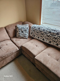 PRICE REDUCED SECTIONAL COUCH