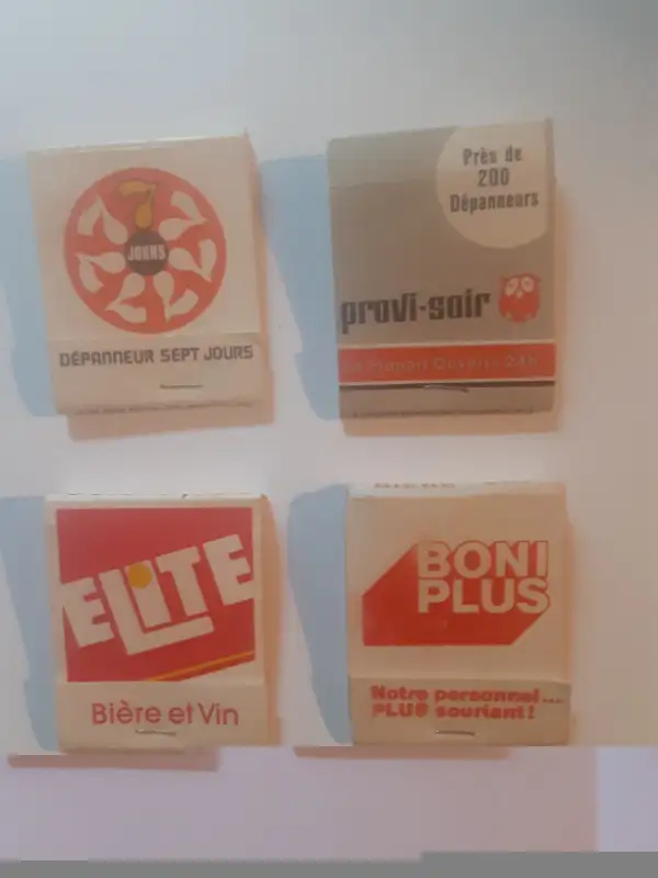 LOT DE CARTONS D'ALUMETTES VINTAGES D'ANCIEN DEPANNEUR DU QUEBEC in Arts & Collectibles in Laval / North Shore - Image 9