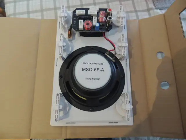 Monoprice MSQ-6F-A 2-Way 6-1/2" In-wall Speaker System 8 ohm in Speakers in Mississauga / Peel Region - Image 4