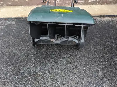 Clearance - - - Snow blowers / Snowblowers, View more