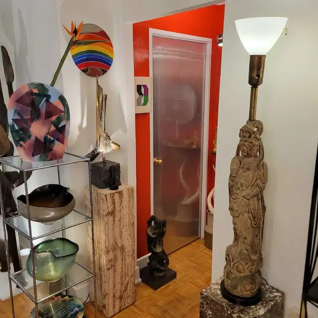 Vintage James Mont style lamp in Arts & Collectibles in City of Toronto - Image 8