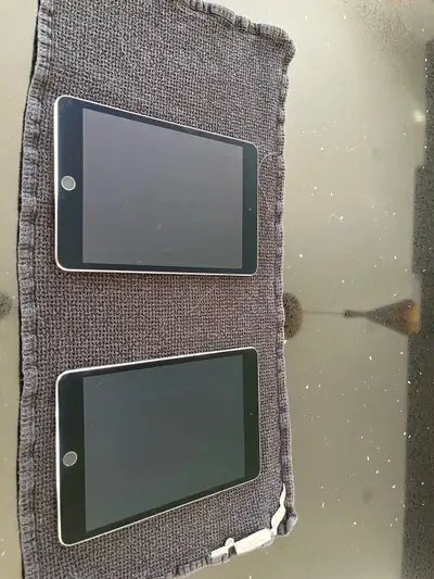 2 Apple Ipad mini 4 128gb, View more