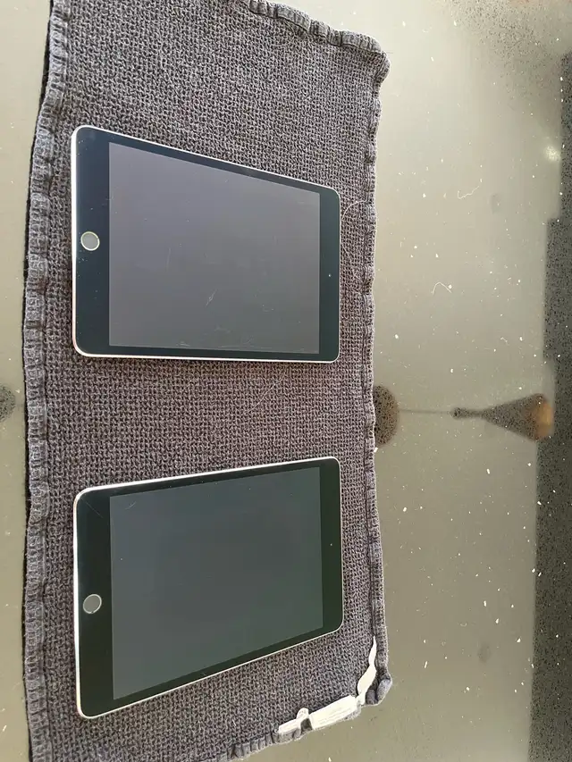 2 Apple Ipad mini 4 128gb in iPads & Tablets in Laurentides - Image 3