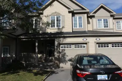 Barrhaven Townhome for Rent