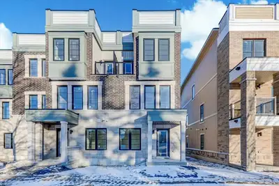 4 Bedroom 3 Bathroom Townhouse for Rent in Bowmanville