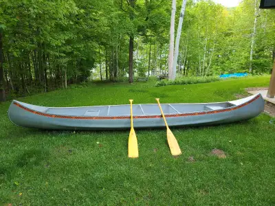 17 ft Sea Nymph aluminum canoe 800lb capacity Will take up to 5hp motor As close to brand new condit...