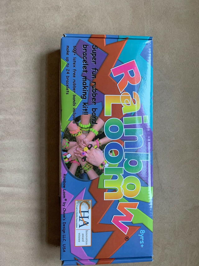 Rainbow Loom with Rubber Band Jewelry Book in Hobbies & Crafts in London