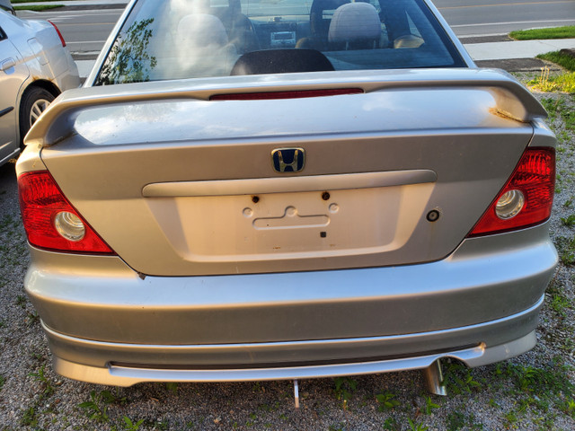 2005 Honda Civic Coup in Cars & Trucks in London - Image 4
