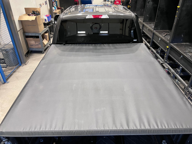  6.5’ f150 tonneau cover  in Cars & Trucks in Barrie - Image 2