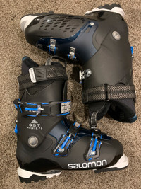 Ski Boots Salomon (ladies) QST Access 70 (size 27.5) worn once!