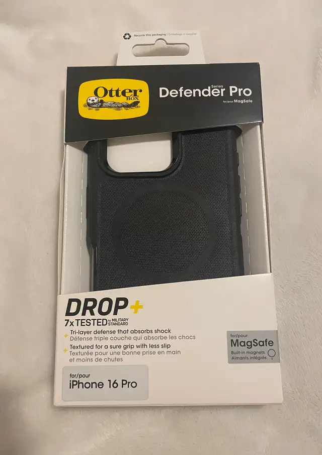 Otter Box Defender Pro 7xDrop tested Iphone 16 Pro628632702933791221