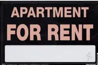 URGENT LOOKING FOR 1 or 2 BEDROOM APARTMENT 