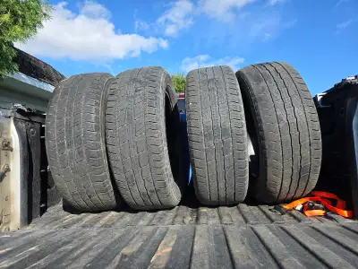 Used tires, 275/60R20 ~50% tread left Front tires are more worn on the inside but still good to use...