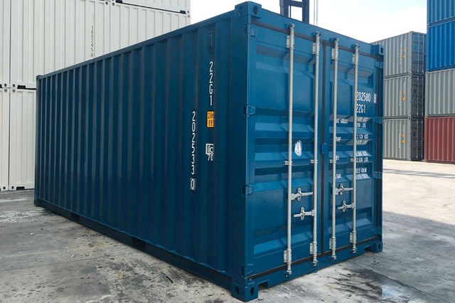 20ft High-Quality Shipping Container in Other in Kingston - Image 4