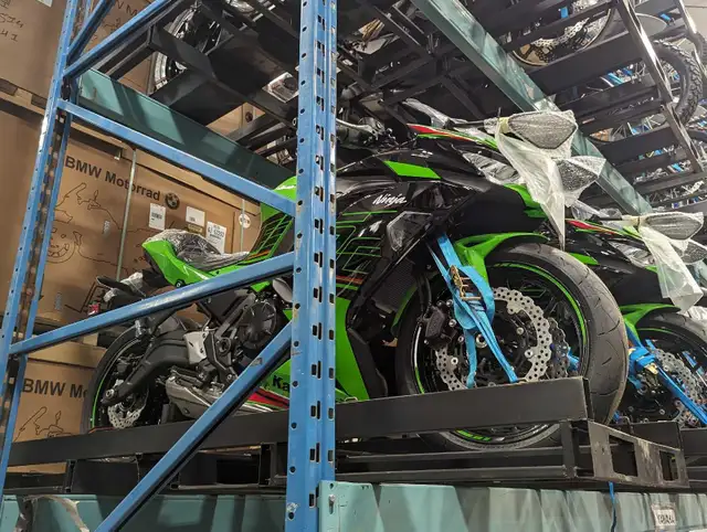 2023 Kawasaki Ninja 650 KRT Edition w/ABS in Sport Bikes in Edmonton - Image 11