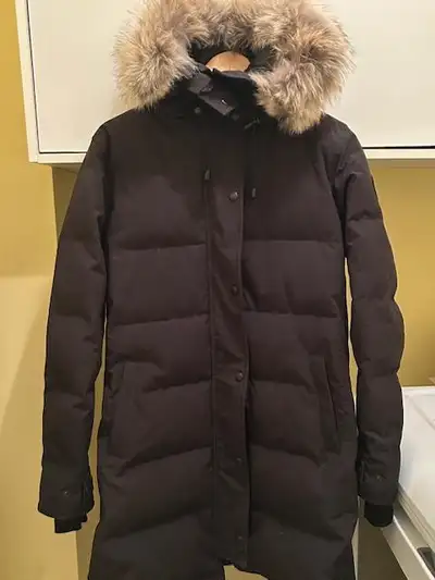 Ladies Canada Goose Jacket, View more