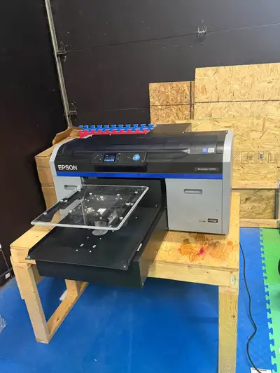 Epson F2100 DTG Printer – MUST SELL – Priced to Move Selling my Epson SureColor F2100 DTG printer –...