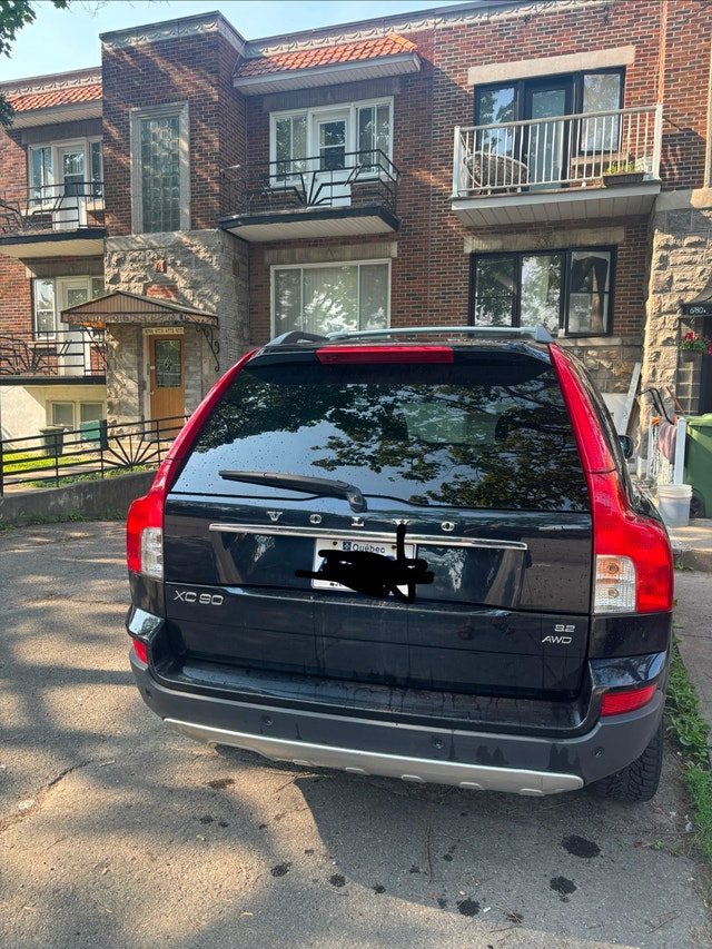 2010 Volvo XC 90 7 passagers — photo 2