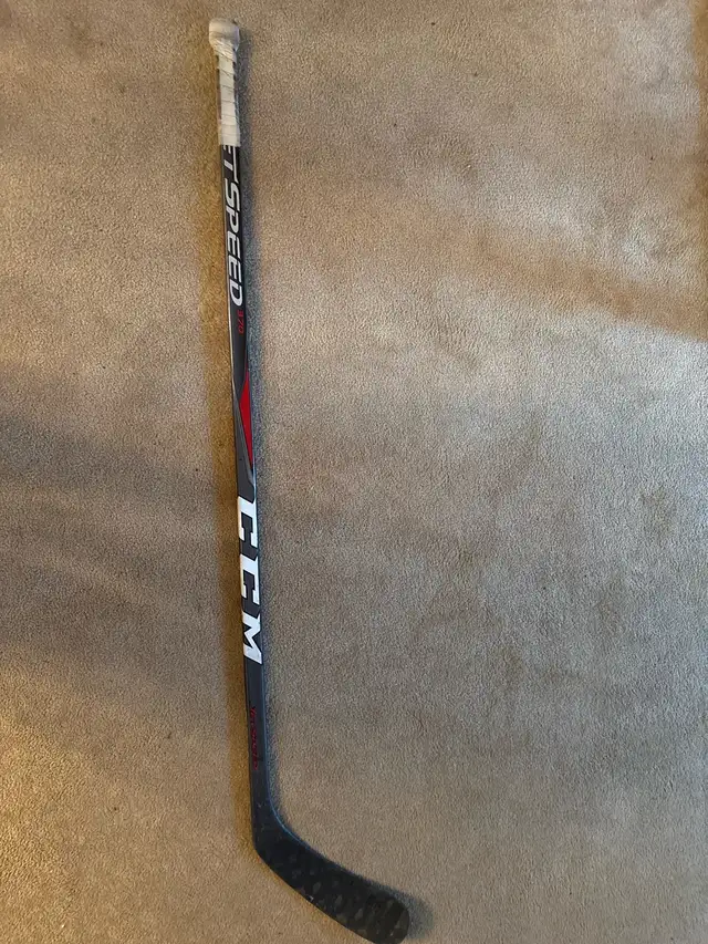 CCM Hockey Sticks in Hockey in Winnipeg - Image 6