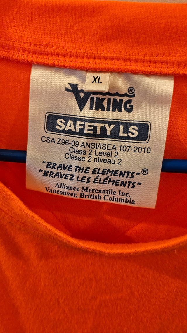 New Viking XL HI VIZ Long Sleeve shirt in Men's in Edmonton - Image 4