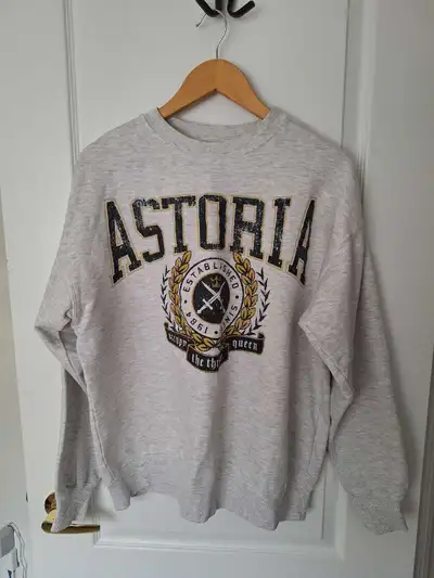 Women's Ardene Collegiate Astoria grey crew neck sweatshirt L, View more