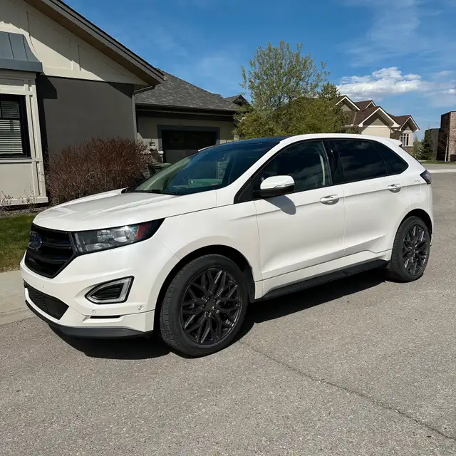 2015 Ford Edge Sport / all-wheel-drive SUV in Cars & Trucks in Calgary - Image 3