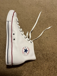 All Star Converse White Leather 10.5mens/12.5womens