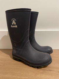 Kids Kamik Rainboots - size 1