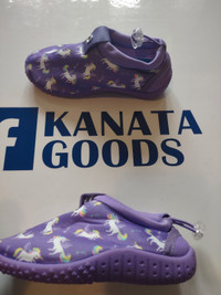 Children's water shoes size 9, Kanata, ottawa 