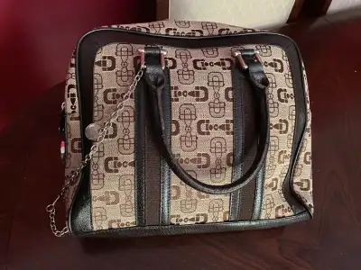 WOMAN'S PURSES - GUCCI / LIZ CLAIBORNE, View more