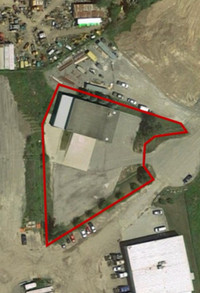 TRUCK REPAIR BUILDING FOR SALE On 1 Acre