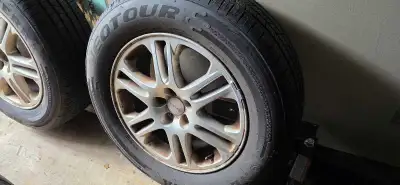 Subaru aluminum wheel with good summer tires Bolt pattern 4 x 100 225 60/R16