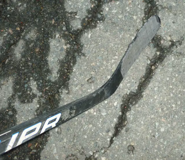 Bauer X Junior Composite Hockey Stick Left Curve in Hockey in Sudbury - Image 3