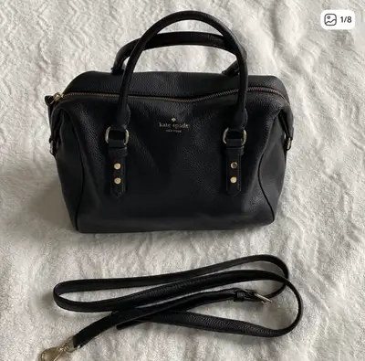 Excellent Condition Kate Spade Pebble Leather Purse, View more