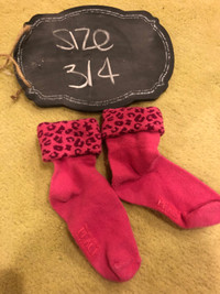 Pink Children's Place print Girls Socks - fit size 3/4