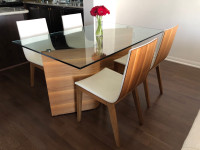 Dining set. Table and 4 leather chairs