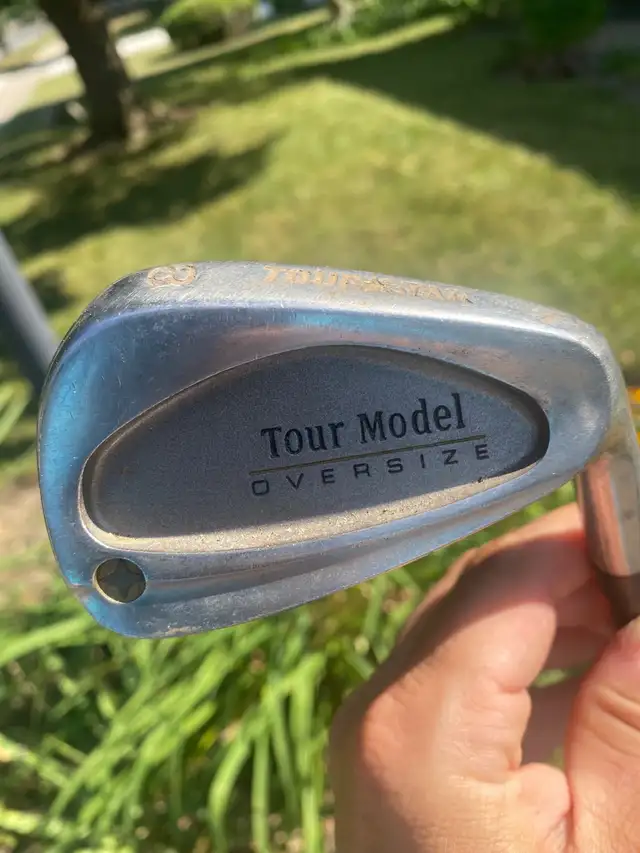 Set of golf irons in Golf in London - Image 4