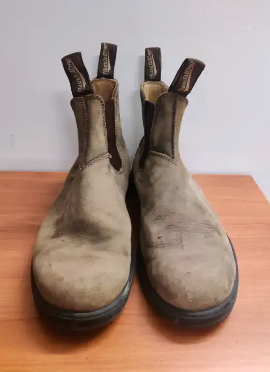 Blundstone 500 Boot Rustic Tan Brown    ⎮ Mens 9.5 US dans Chaussures pour hommes dans Ville de Toronto - Image 4