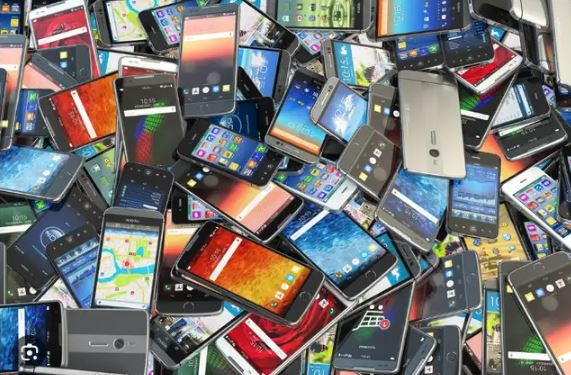 Companies New OR Used  Smartphones⭐Laptop⭐Desktops-Any Quantity in Laptops in City of Toronto